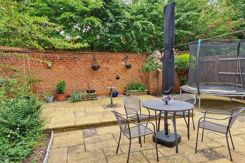 3 bedroom semi-detached house for sale, West End Road, Silsoe, Bedfordshire, MK45