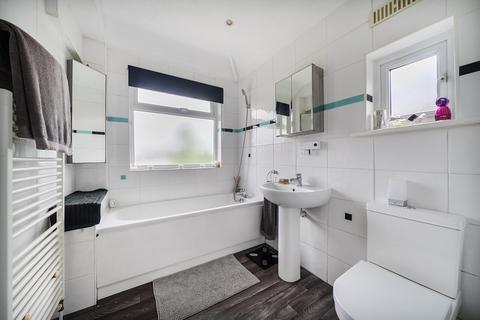74 Diamond Road, Ruislip, HA4 0PG