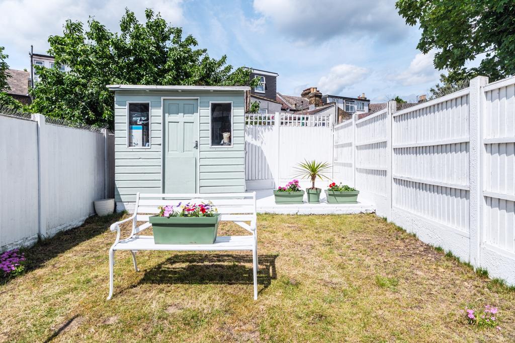 11 nutfield road 21