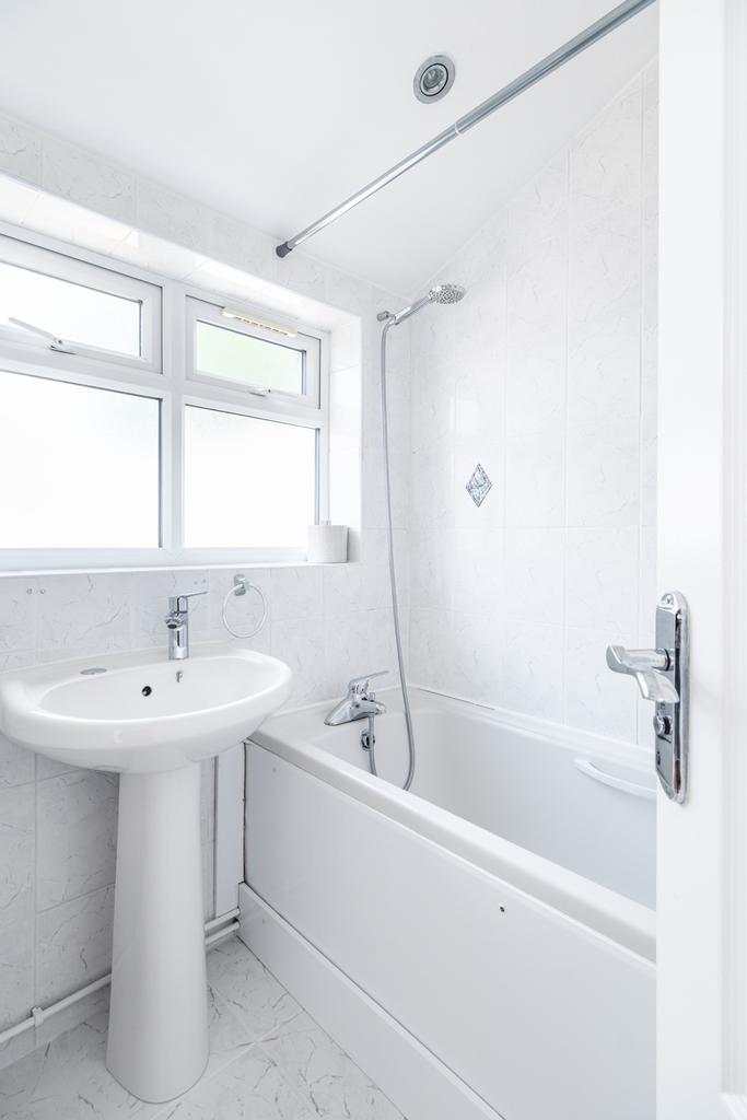 11 nutfield road 8