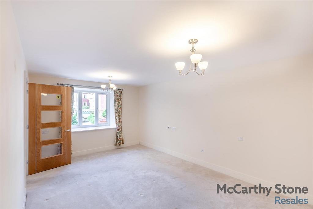 8649121-interior09.jpg