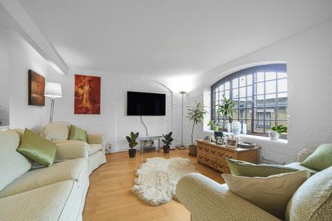 2 bedroom apartment for sale, New Crane Wharf, Wapping E1W