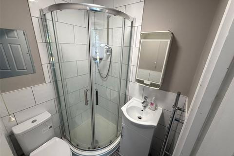 1 bedroom in a house share to rent, Old Wharf, Malinslee, Telford, Shropshire, TF3