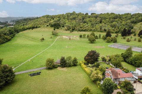 undefined, Whyteleafe Hill, Whyteleafe, CR3
