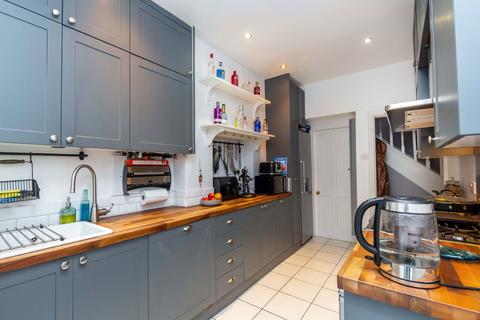 9 Beech Grove, Southport, PR9 7EE