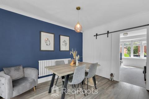 22 Ingleborough Drive, Sprotbrough, Doncaster, DN5 7AD
