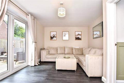 undefined, Round Hill Road, Pudsey, West Yorkshire