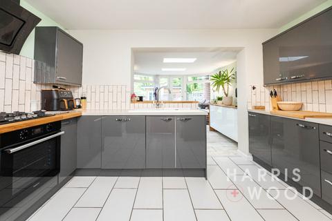 32 Benton Close, Witham, CM8 1JT