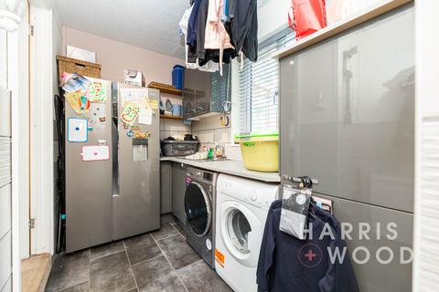 32 Benton Close, Witham, CM8 1JT
