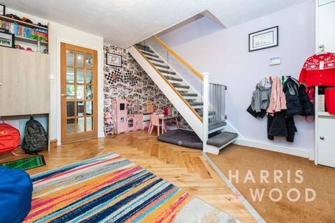 32 Benton Close, Witham, CM8 1JT