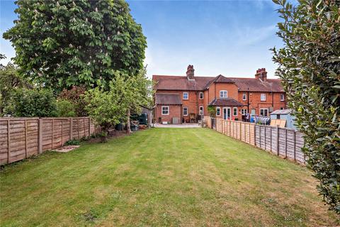 3 bedroom end of terrace house for sale, Inkpen Road, Kintbury, Hungerford, Berkshire, RG17
