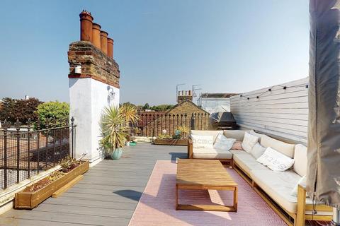 75a Fawe Park Road, London, SW15 2EG