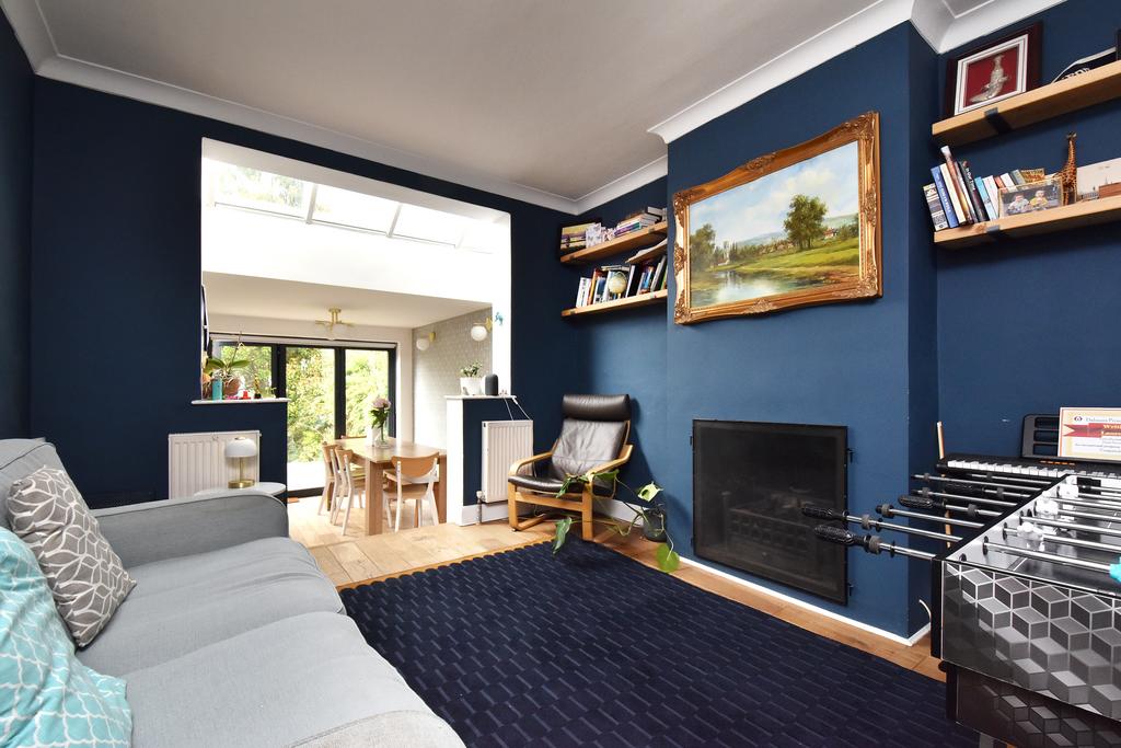 House in London - View 5