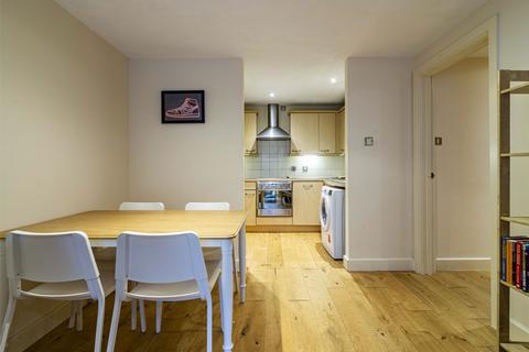 2 bedroom flat to rent, Ropewalk Court, Nottingham NG1