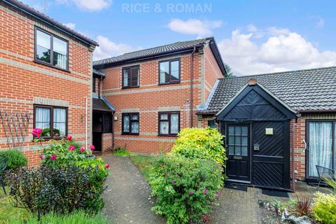 2 bedroom retirement property for sale, Crowthorne RG45