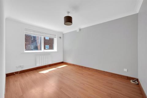 2 bedroom apartment for sale, Heathdene Drive, Belvedere, Kent, DA17