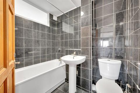 undefined, Heathdene Drive, Belvedere, Kent, DA17