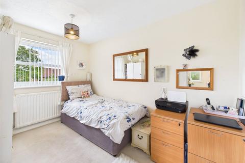 7 Whitewell Close, Barnwood, Gloucester, GL4 3TT