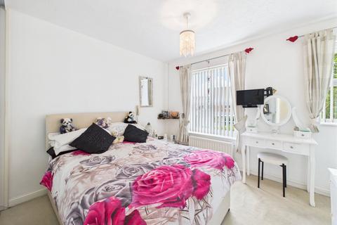 7 Whitewell Close, Barnwood, Gloucester, GL4 3TT