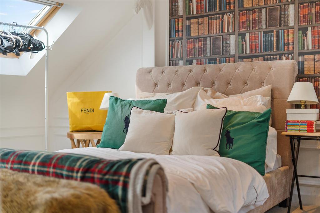 4 Fairhazel Mews, Fairhazel Gardens NW6 3 SG-9.jpg