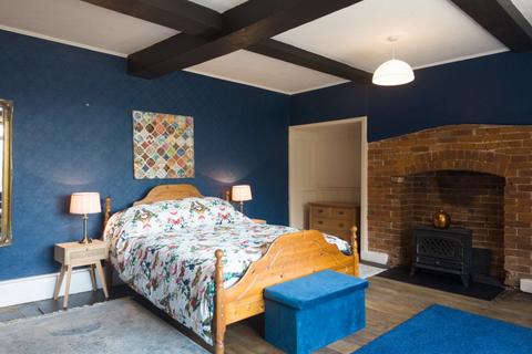1 bedroom in a house share to rent, 13 South Street, Leominster
