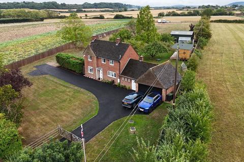 3 bedroom detached house for sale, Walkmill, Main Road, Cropthorne, WR10 3NE