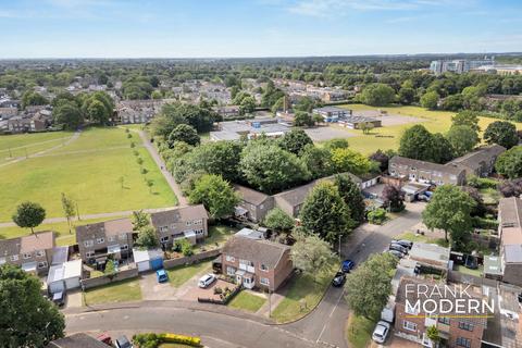 115 Mountbatten Way, Peterborough, PE3 7JY