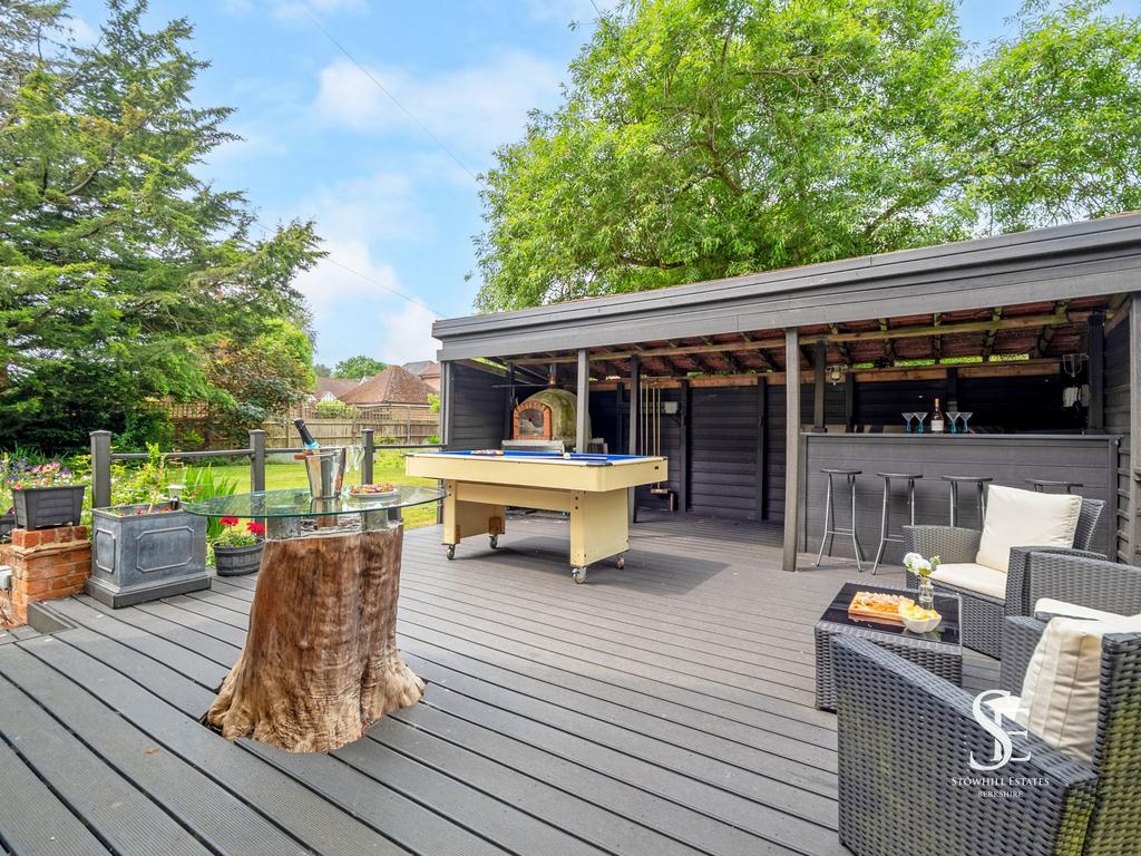 Entertaining Space