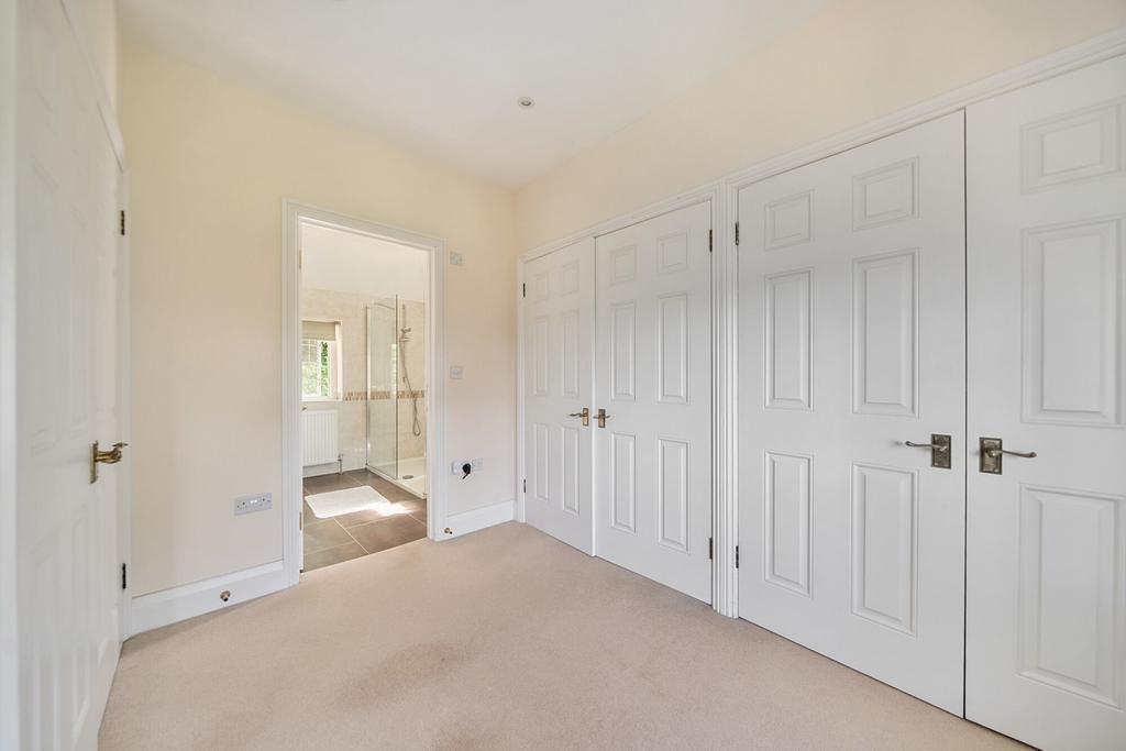 Walk In Wardrobe