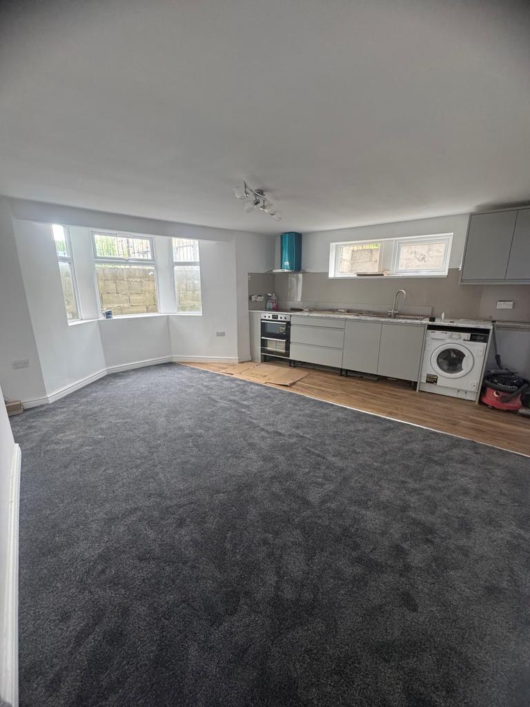Open plan Kitchen &amp; Lounge