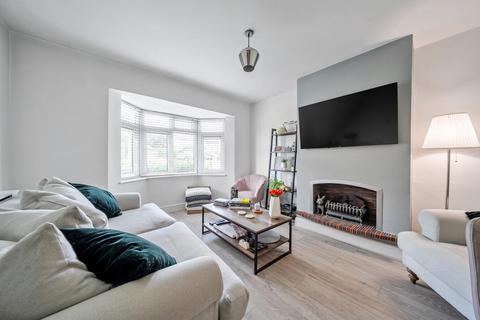 18 Imperial Way, Chislehurst, BR7 6JP