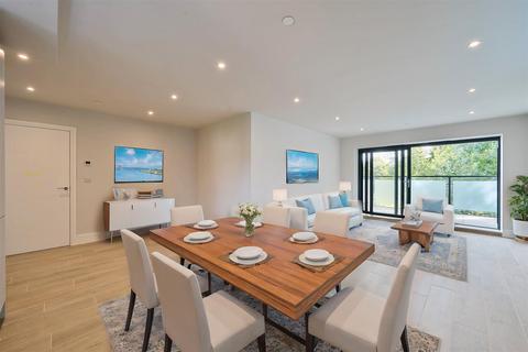 2 bedroom apartment for sale, City Road, Truro
