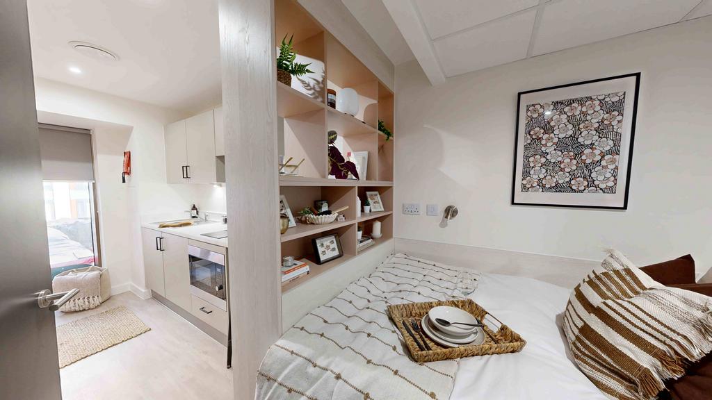 CRM-Crown-Place-03102025 120844.jpg