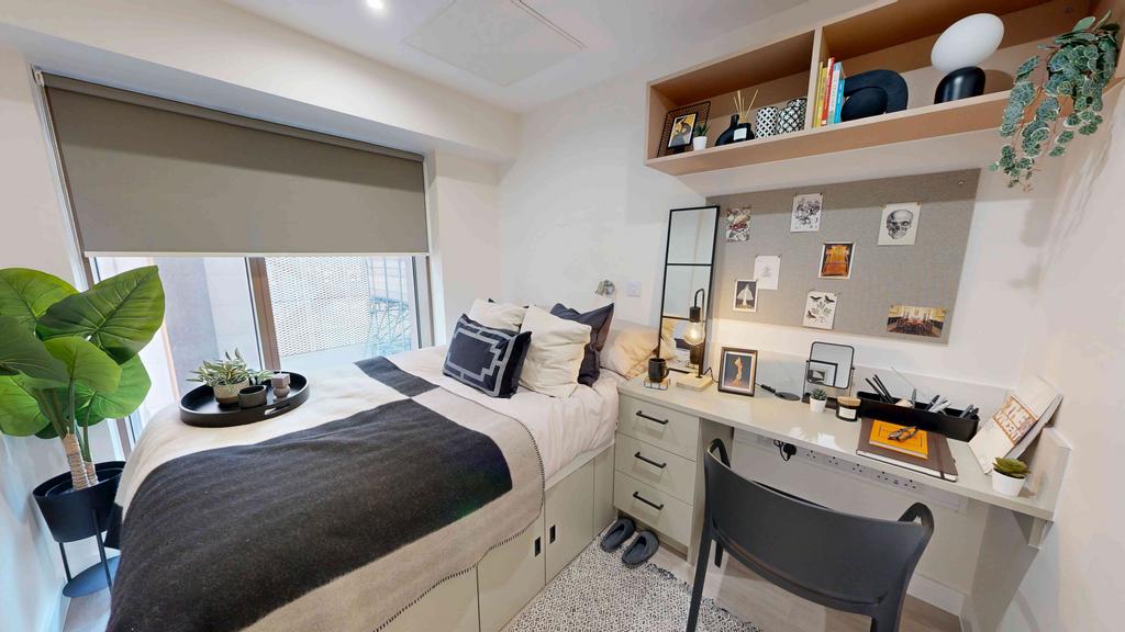 CRM-Crown-Place-03102025 115728.jpg