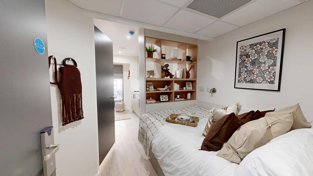 CRM-Crown-Place-03102025 120817.jpg