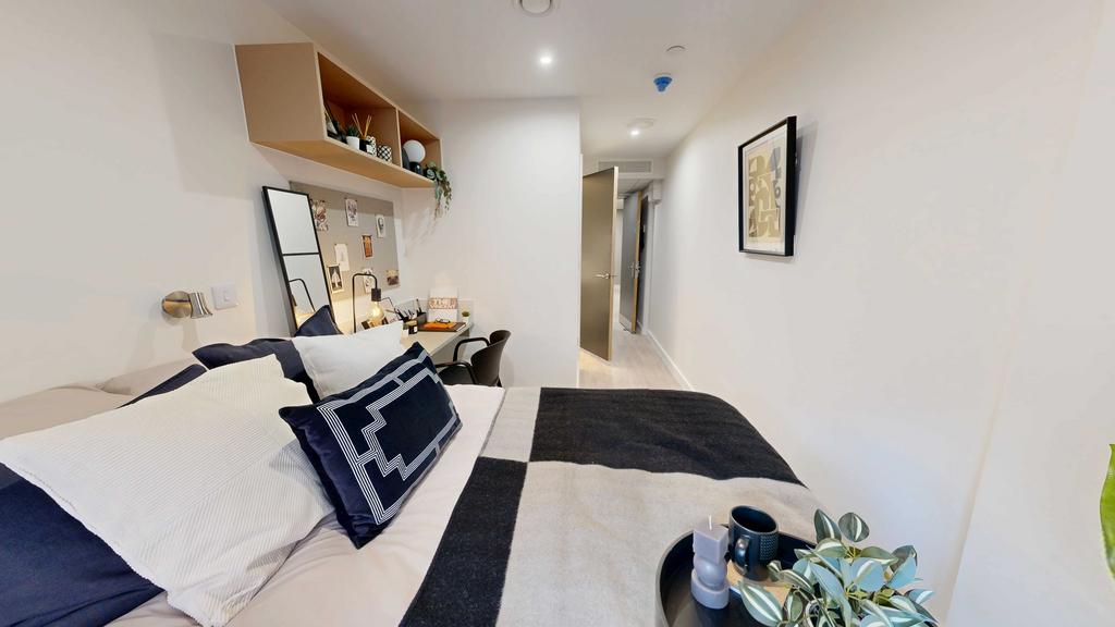 CRM-Crown-Place-03102025 115913.jpg