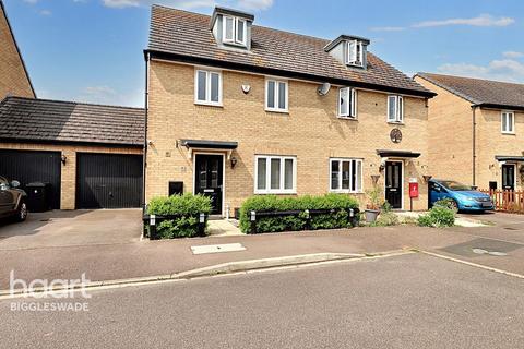 7 Centurion Walk, Sandy, SG19 1RA