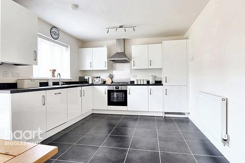 7 Centurion Walk, Sandy, SG19 1RA
