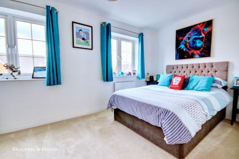 28 Cartmel Road, Daventry, NN11 2PP