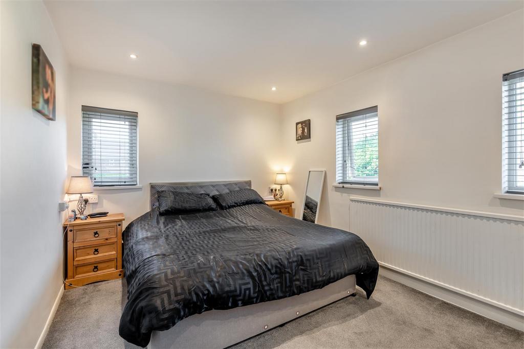 8650248-interior04.jpg