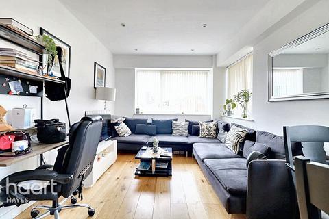 1 bedroom apartment for sale, Clayton Road, Hayes