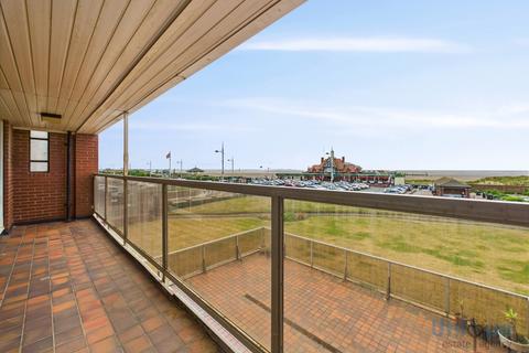 2 bedroom apartment for sale, Majestic, St. Annes Road West, Lytham St. Annes, FY8