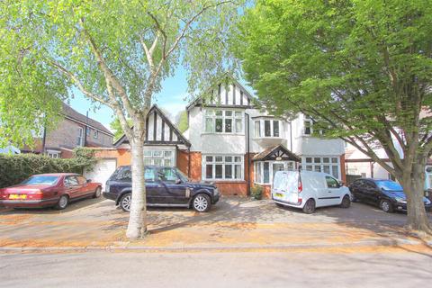 undefined, Carshalton Park Road, Carshalton SM5