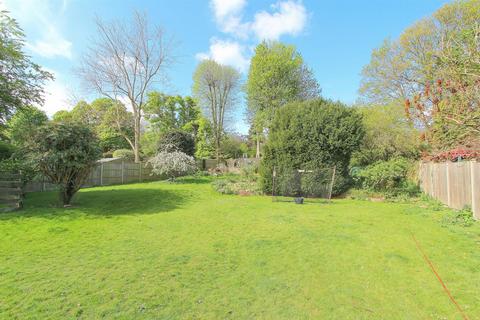 undefined, Carshalton Park Road, Carshalton SM5
