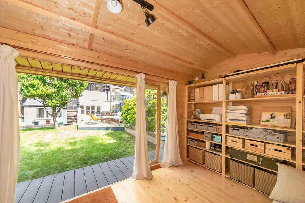 IMG 1973-1-1500x1000.jpg