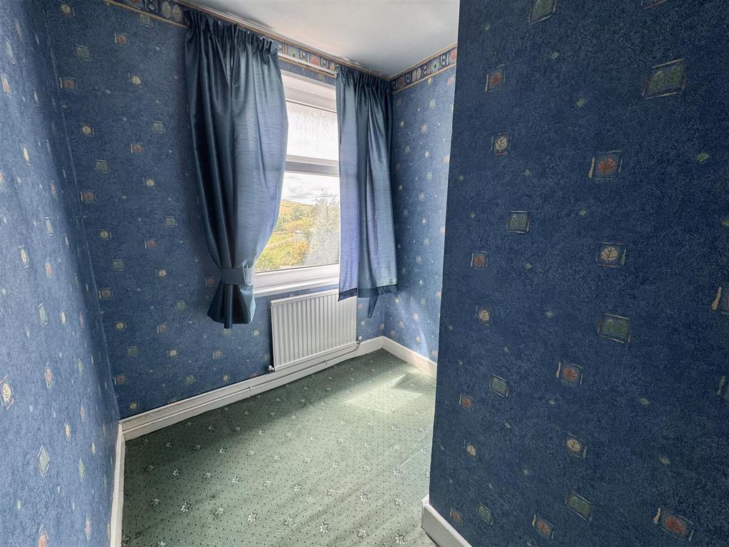 L Shape Bedroom 3