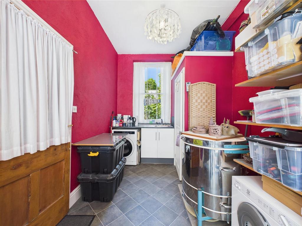 CAM02742 G0-PR0021-STILL005.jpg