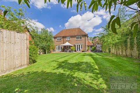 5 bedroom detached house for sale, Woodlands Way, Hastings