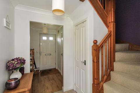 3 bedroom detached house for sale, Ifield Green, Ifield, Crawley, West Sussex. RH11 0LZ