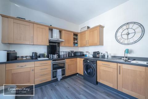 undefined, London Road, Buxton